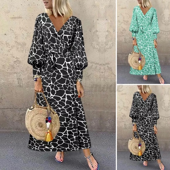 Bell Sleeved, Giraffe Print, Wrap Dress - Picture 2 of 15